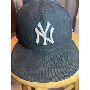 Vintage New York Yankees Fitted Hat